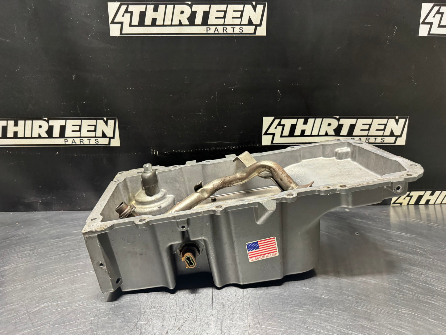 10-15 CHEVY CAMARO LS3 6.2L OIL PAN W/ OIL PICK UP AND WINDAGE TRAY OEM #N413