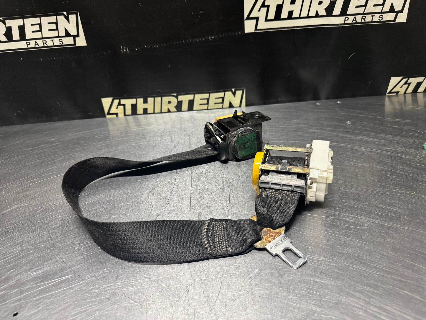 1997 - 2004 CORVETTE C5 CONVERTIBLE RH SEAT BELT #N380
