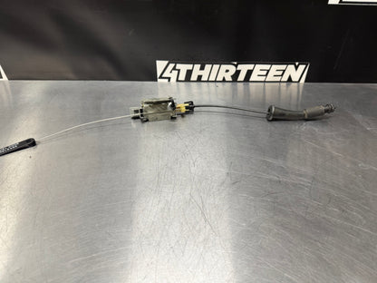 1999 CORVETTE C5 FUEL DOOR RELEASE OEM 10275633 #L115