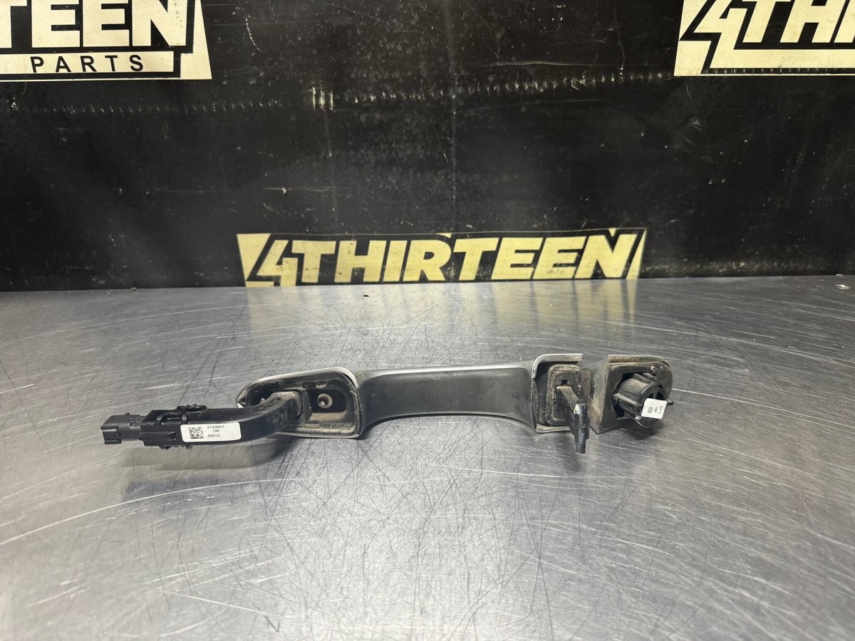 2015 FORD MUSTANG GT RH PASSENGER SIDE EXTERIOR DOOR HANDLE SILVER OEM #V19