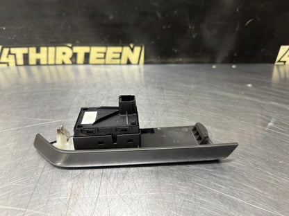 10-14 FORD MUSTANG LH DRIVER WINDOW SWITCH AR33-14A564-ADW OEM #N753