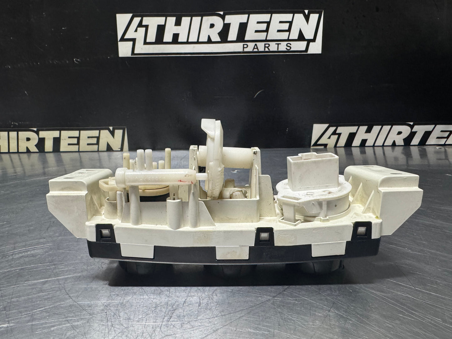 04-06 PONTIAC GTO HEAT A/C CLIMATE TEMPERATURE CONTROLS OEM #N129
