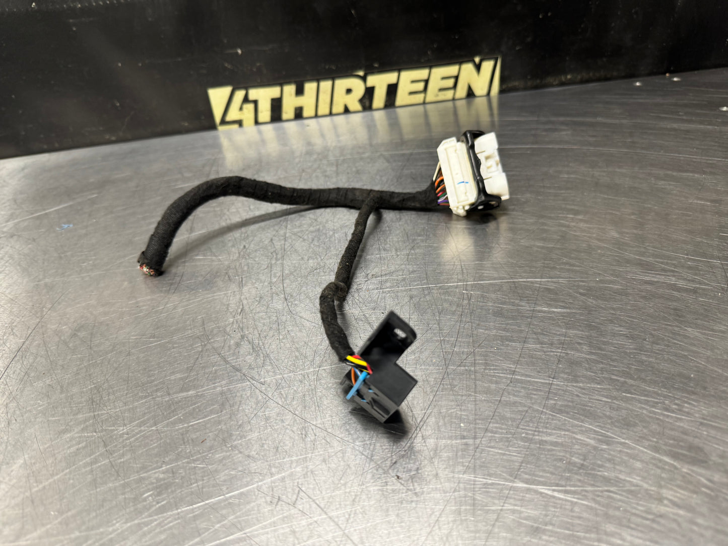 97-04 C5 CORVETTE CLUSTER PLUG AND OBD PORT PIGTAIL OEM #N923