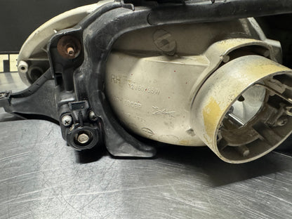 92-95 HONDA CIVIC COUPE/HATCHBACK RH PASSENGER STANLEY GLASS HEADLIGHT OEM #N211