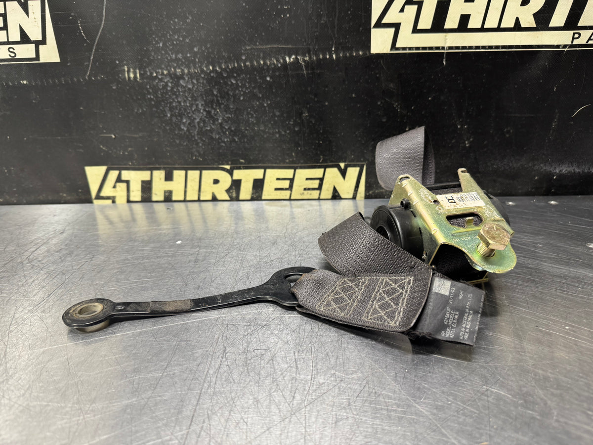 04-06 PONTIAC GTO RIGHT HAND SEATBELT WITH RETRACTOR OEM #X35