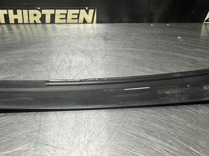04-06 PONTIAC GTO EXTERIOR B PILLAR WINDOW TRIM LH SIDE 92093111 OEM #N311