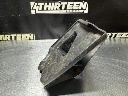97-04 C5 CORVETTE BATTERY TRAY OEM 10268430 #N160