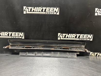 97-04 C5 CORVETTE LOWER CENTER AIR DEFLECTOR ASSEMBLY 10401458 OEM #N287