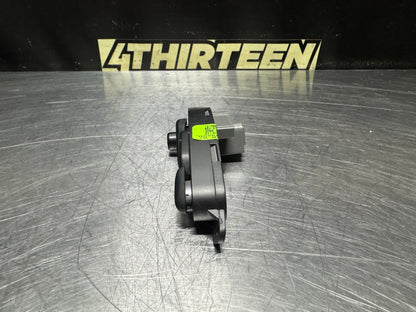 97-04 C5 CORVETTE INSTRUMENT CLUSTER HUD DIMMER SWITCH 12198648 OEM #N584