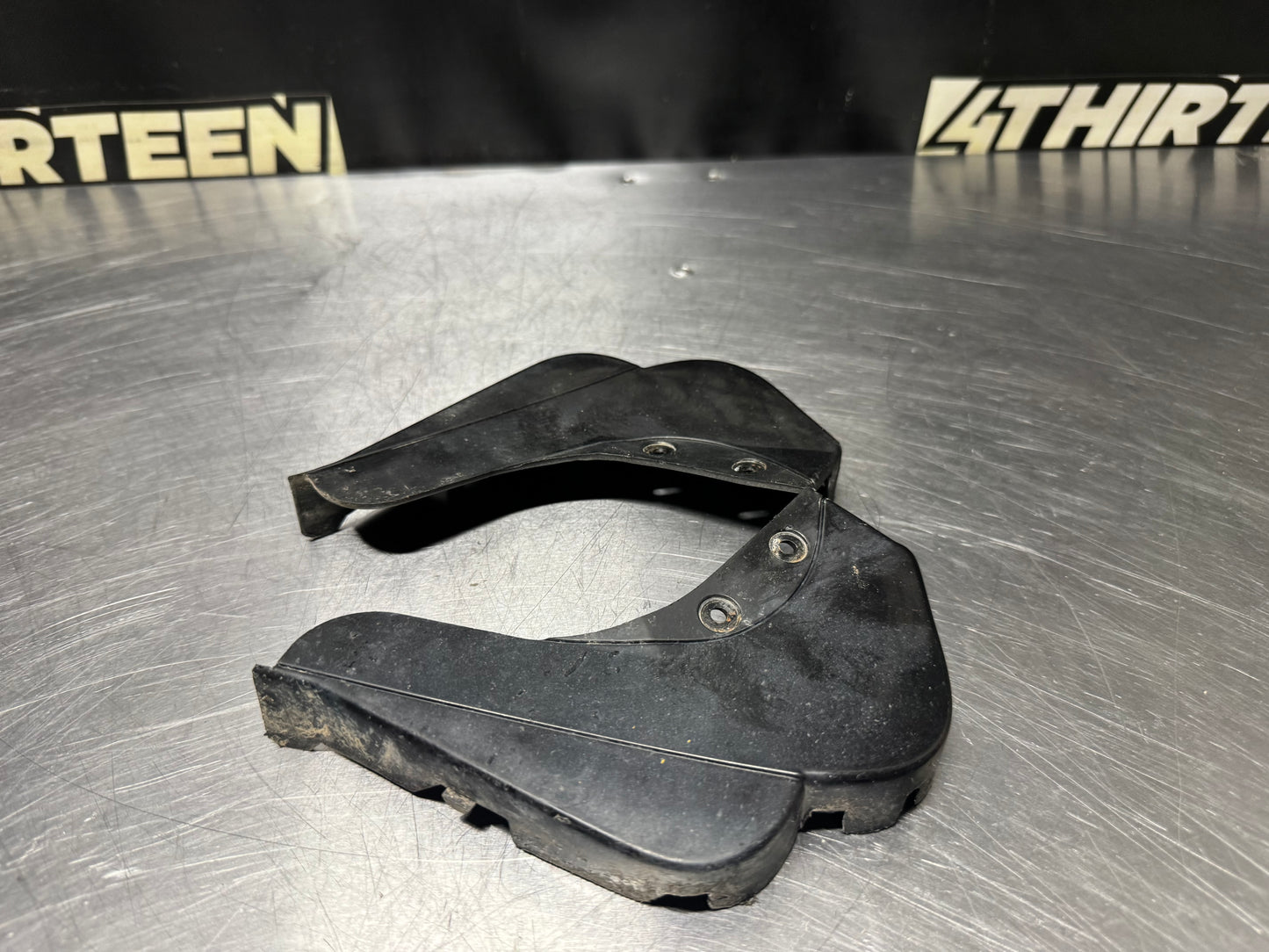 2004 PONTIAC GTO SIDE SKIRT ROCKER END CAPS BLK OEM #N244