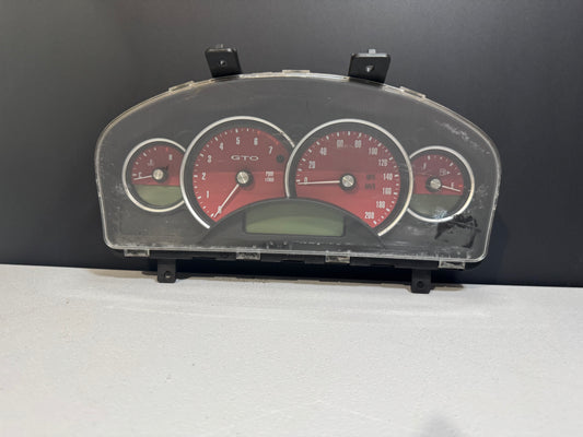 04-06 PONTIAC GTO INSTRUMENT GAUGE CLUSTER RED 92174647 OEM #K10
