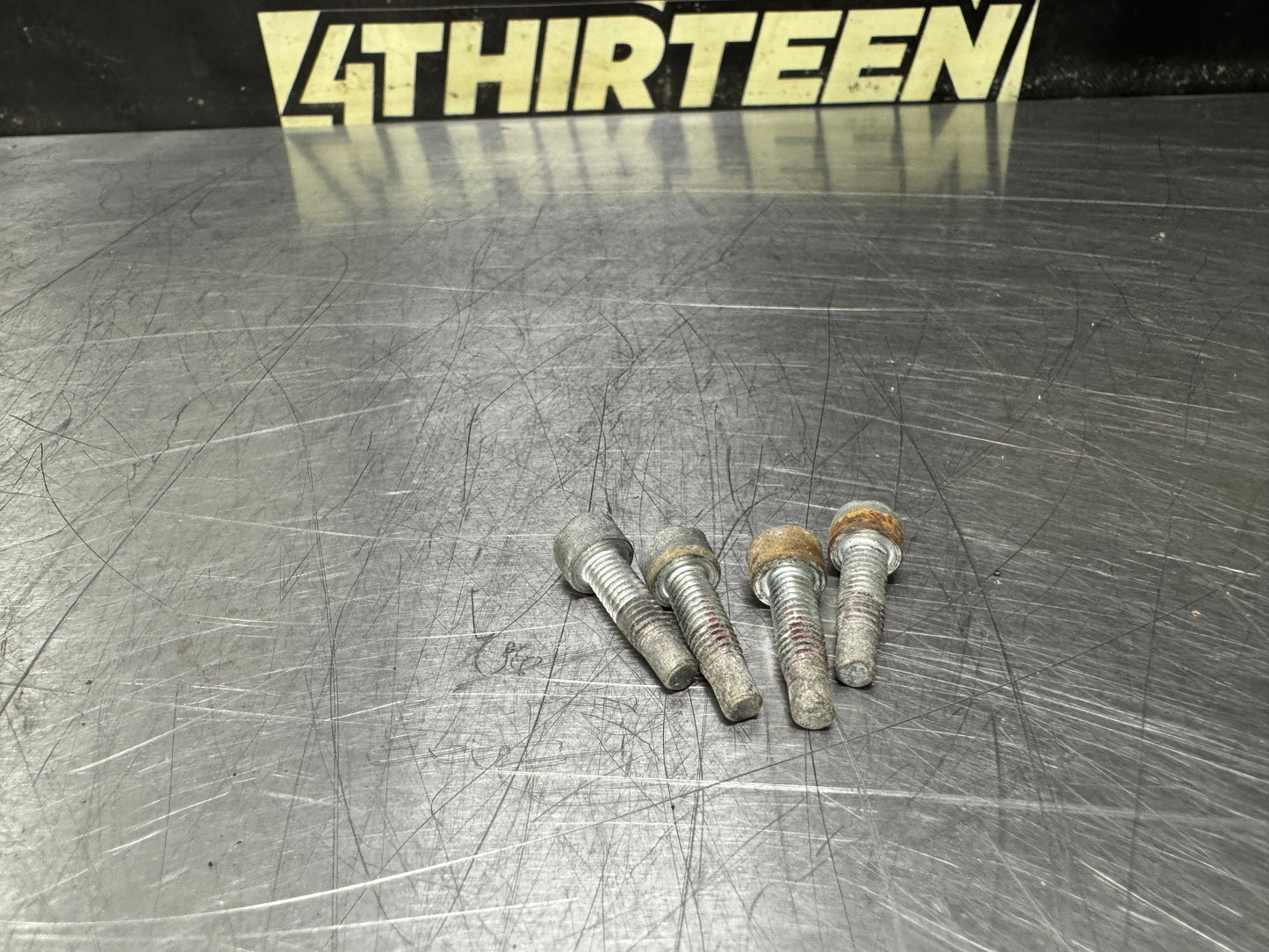 04-06 PONTIAC GTO HOOD TO HOOD STRUT BOLTS OEM #N706