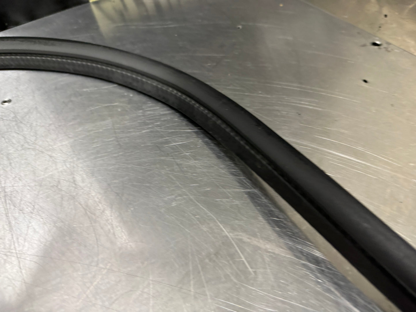 1997-2004 CORVETTE C5 CONVERTIBLE TRUNK / DECK LID WEATHER STRIP SEAL OEM #N879