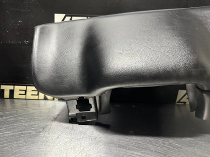 1997 - 2004 CORVETTE C5 OEM KNEE BOLSTER 10281976 OEM #N94