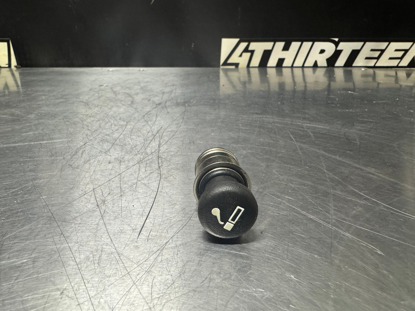 97-04 C5 CORVETTE CIGARETTE LIGHTER ELEMENT OEM #N113