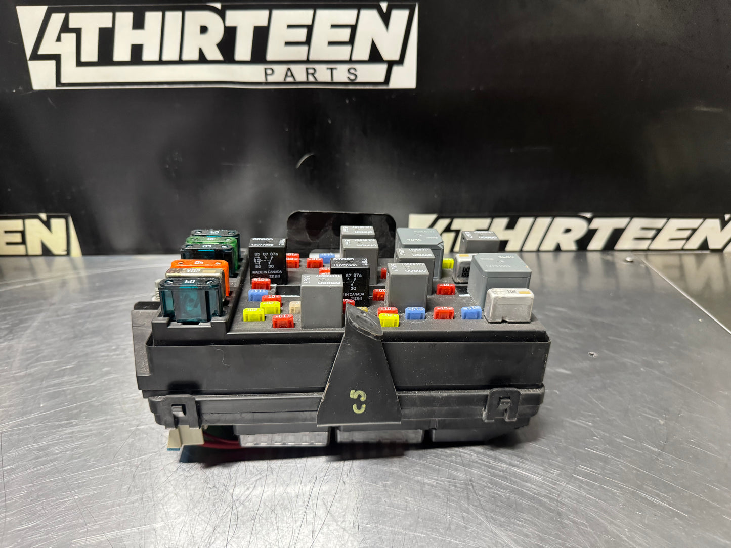 01-04 CORVETTE C5 INTERIOR FUSE RELAY BOX OEM 10443148 #N189