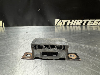 1997-2004 C5 CORVETTE REAR RUBBER EXHAUST HANGER #N166