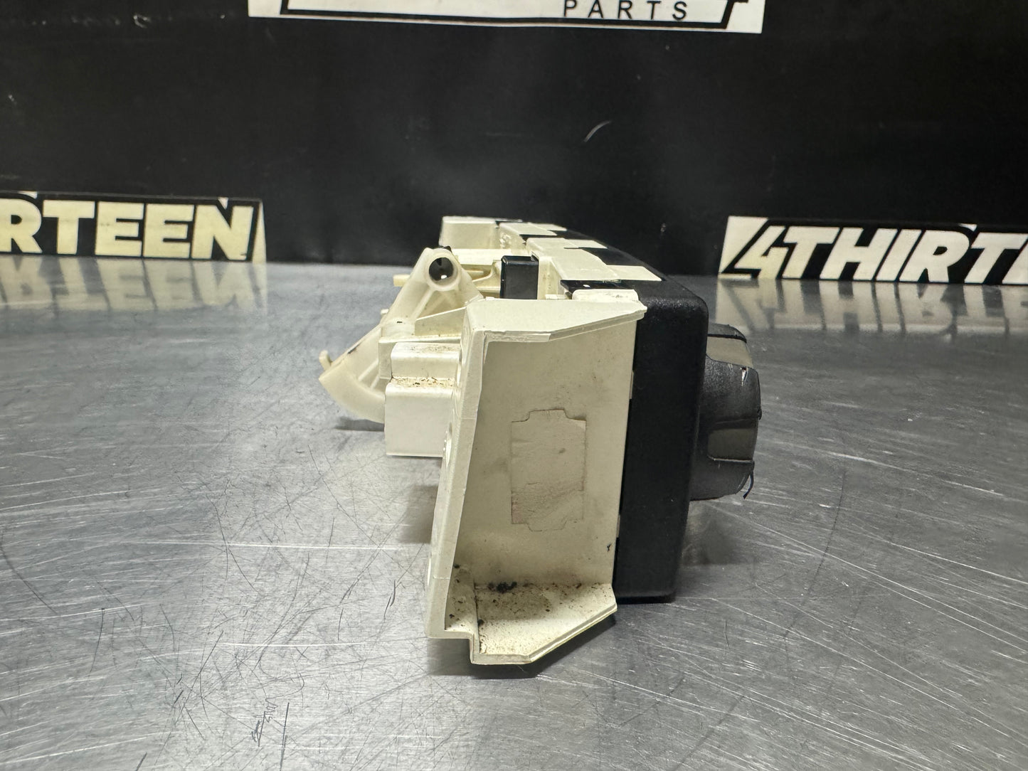 04-06 PONTIAC GTO HEAT A/C CLIMATE TEMPERATURE CONTROLS OEM #N129