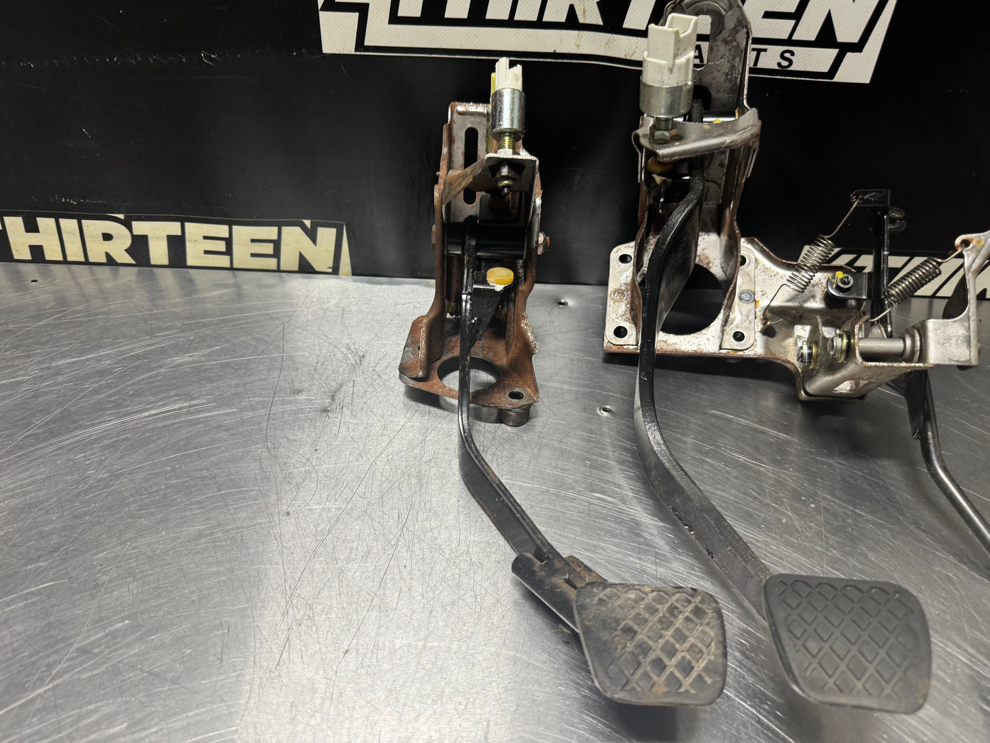 92-95 HONDA CIVIC 94-01 ACURA INTEGRA MANUAL PEDAL ASSEMBLY OEM #N212