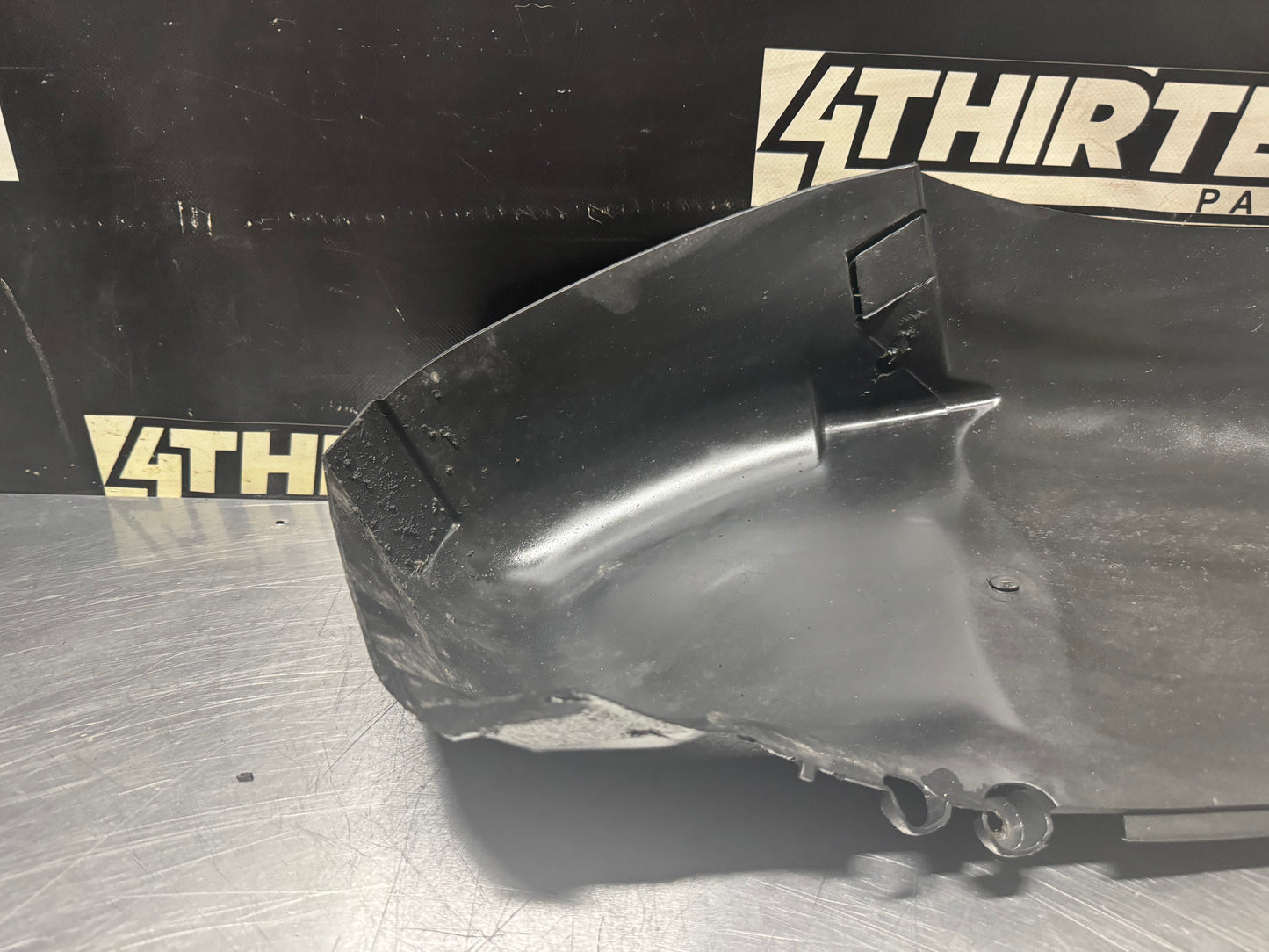 2004 PONTIAC GTO RH REAR FENDER LINER OEM 92161486 #N319