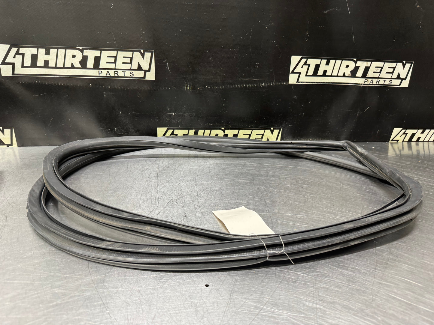 04-06 PONTIAC GTO RH PASSENGER DOOR SILL WEATHER STRIP SEAL OEM #N717
