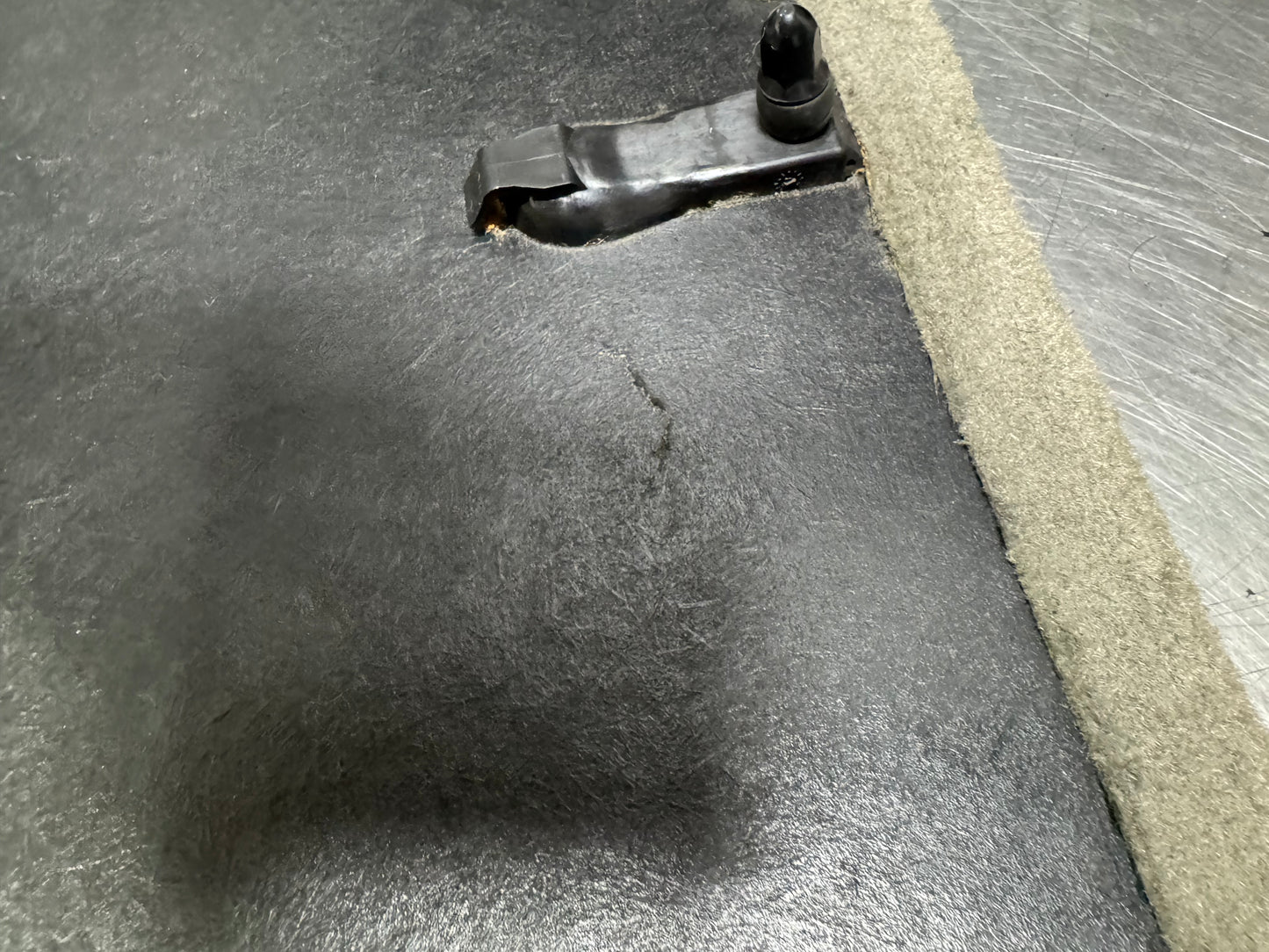 1997-2004 C5 CORVETTE REAR CARGO STORAGE COVER PASSENGER SIDE #N722