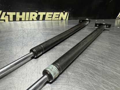 97-01 JEEP CHEROKEE XJ REAR LIFT GATE SUPPORT STRUT SET OF 2 55076208 OEM #N666