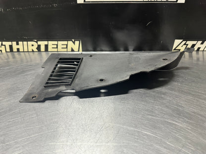 1997-2004 C5 CORVETTE RH PASSENGER SPLASH SHIELD 10333648 USED OEM #N264