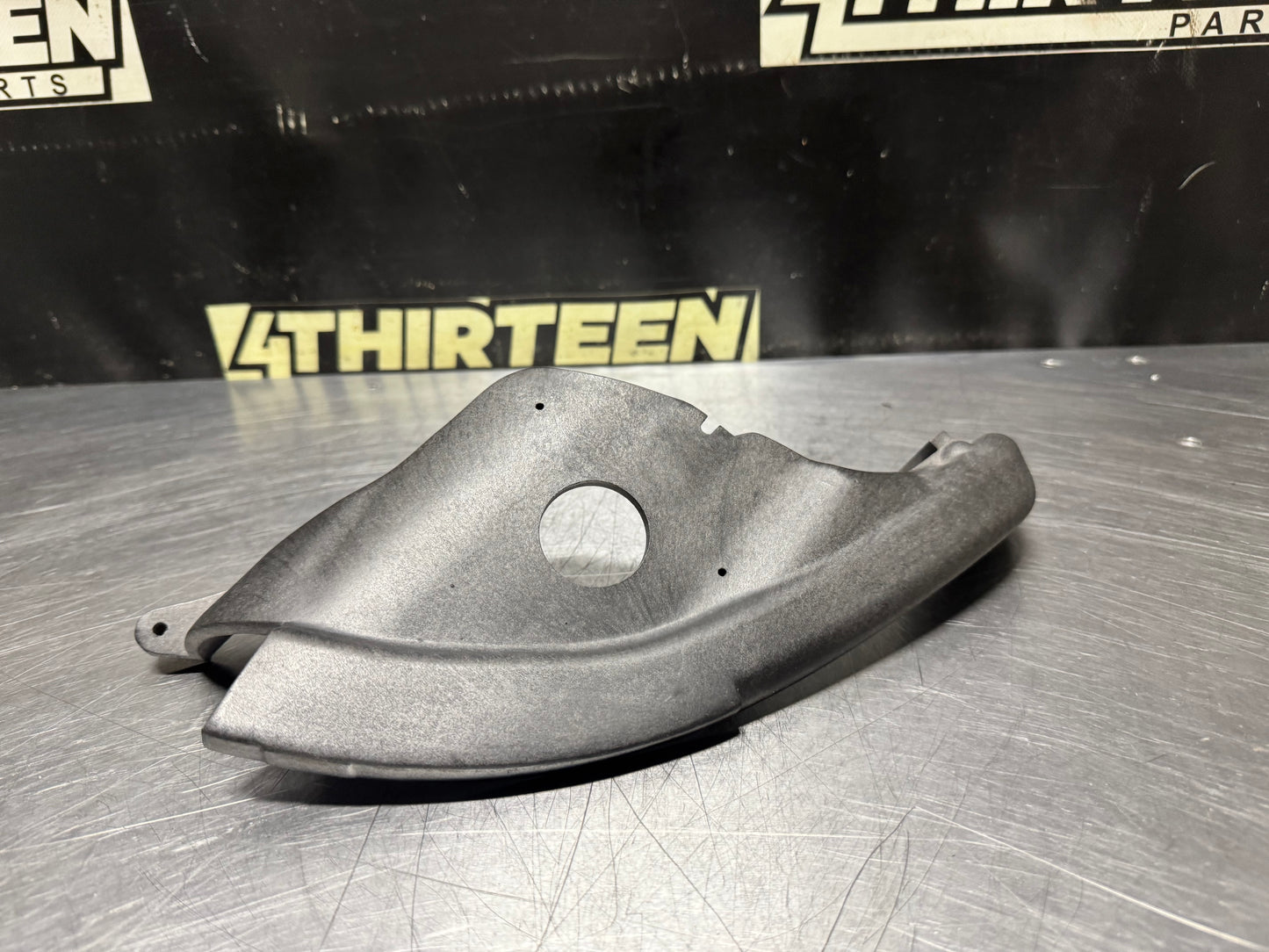 97-04 C5 CORVETTE LH DRIVER SIDE FOG LIGHT MOUNTING BRACKET OEM #N560