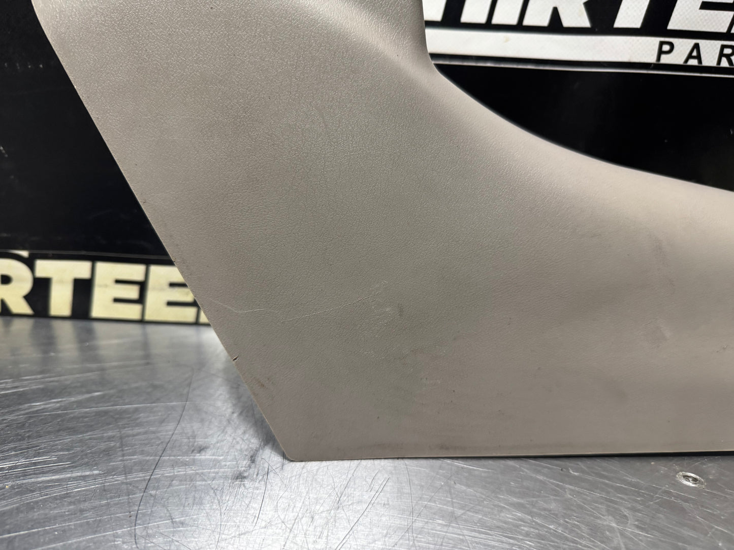 1999 CORVETTE C5 RH B PILLAR TRIM 10258546 OEM #N106