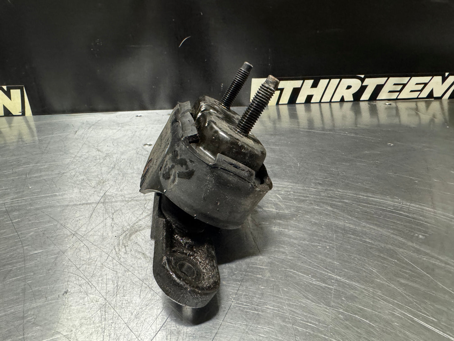 97-04 C5 CORVETTE DIFFERENTIAL MOUNT OEM #N203