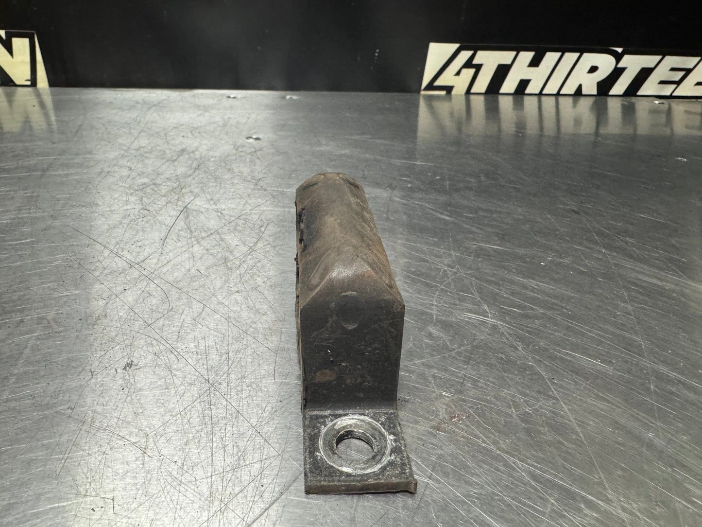 1997-2004 C5 CORVETTE REAR RUBBER EXHAUST HANGER #N122