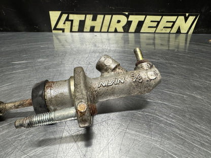 92-00 HONDA CIVIC CLUTCH MASTER CYLINDER OEM #N665
