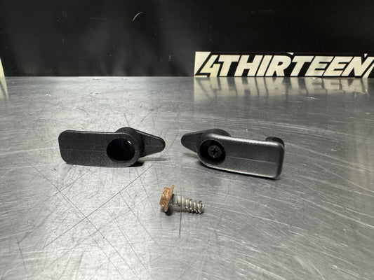 97-04 C5 CORVETTE SUN VISOR CLIPS OEM #N192