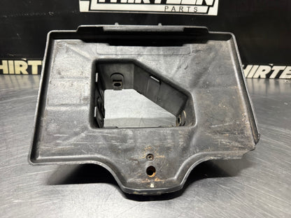 97-04 C5 CORVETTE BATTERY TRAY OEM 10268430 #N160