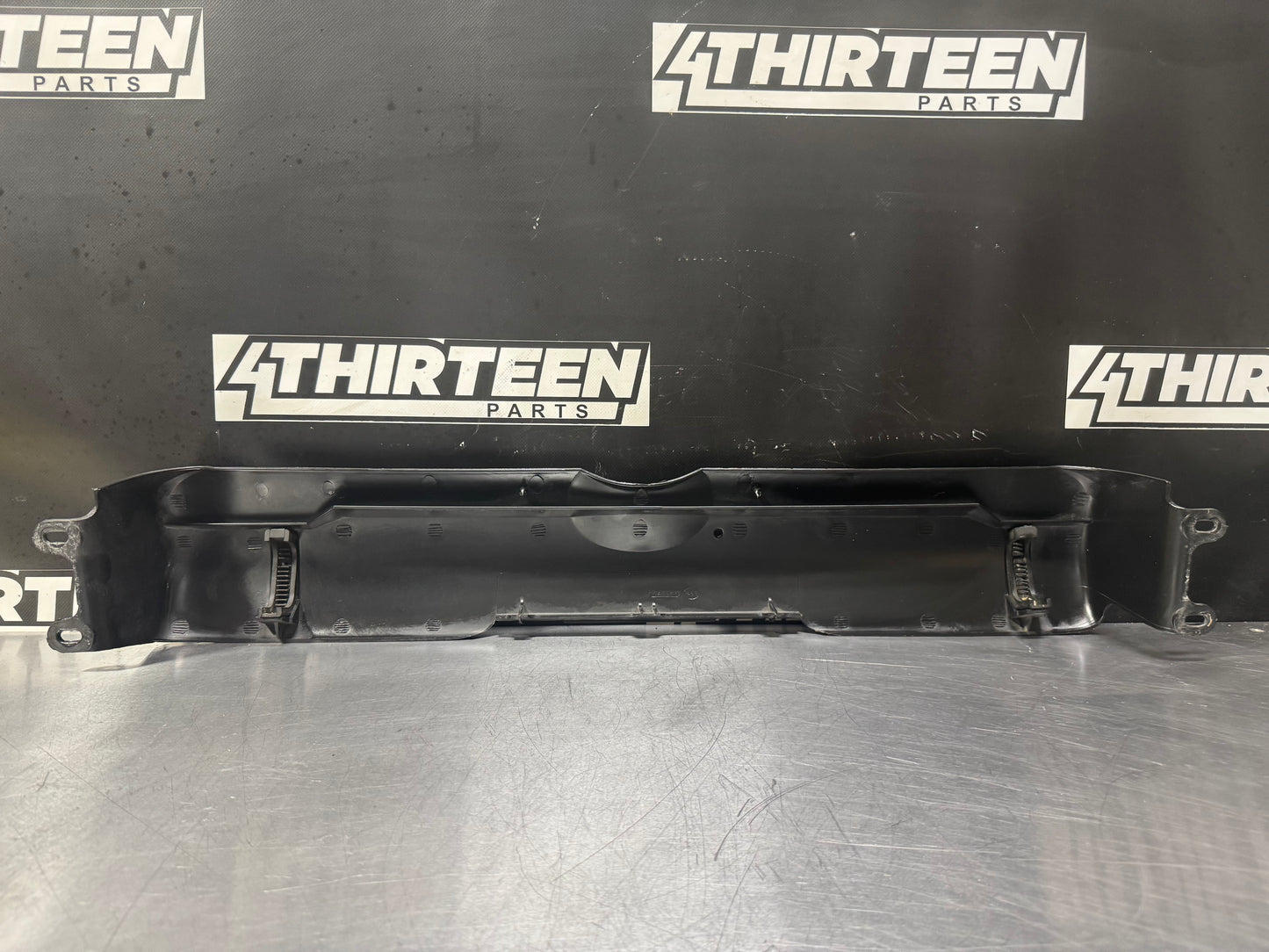 1997-2004 CORVETTE C5 UPPER RADIATOR SUPPORT 10405439 OEM #L369
