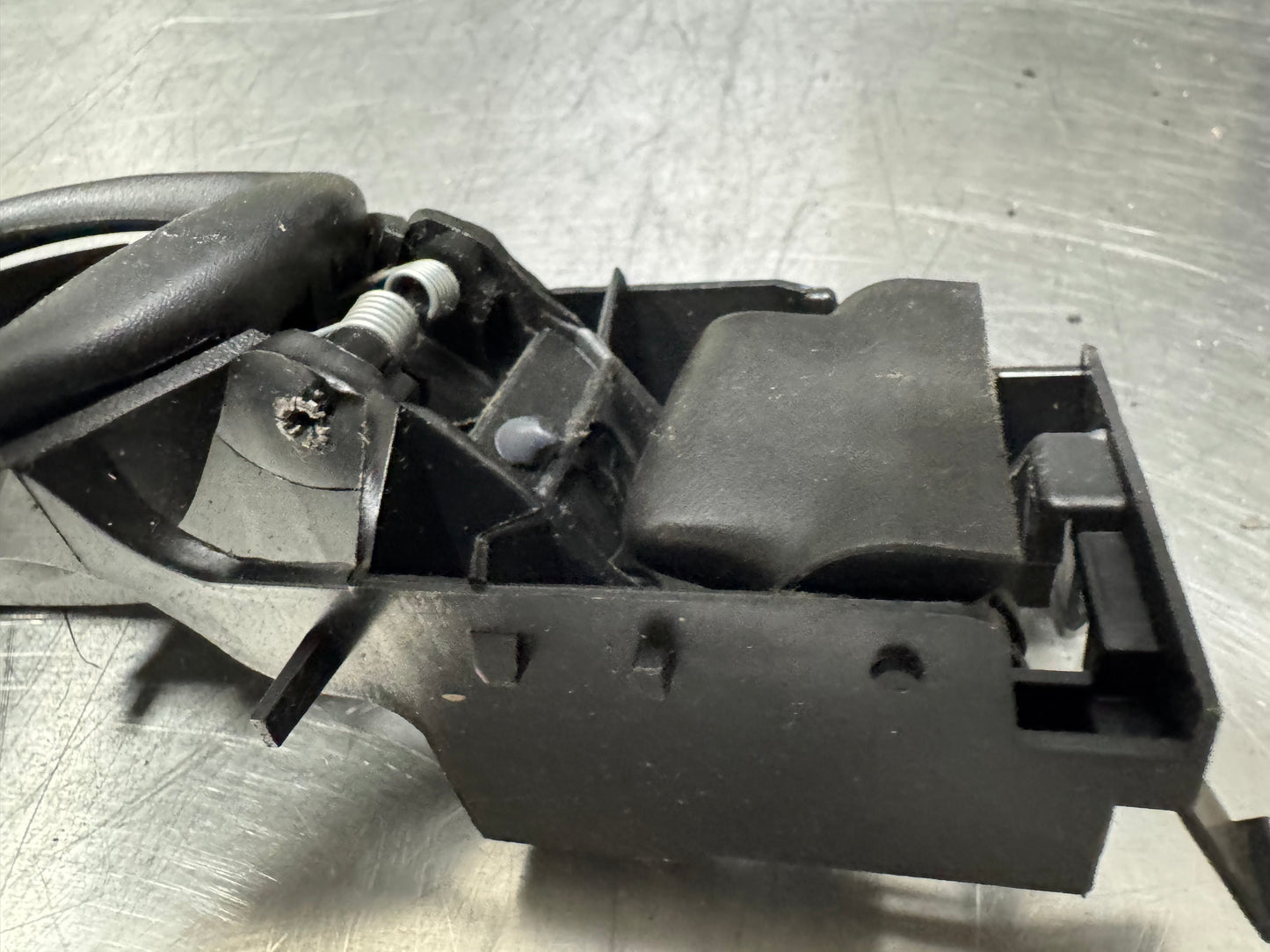 1997–2004 CORVETTE C5 INTERIOR RH PASSENGER DOOR HANDLE #N828