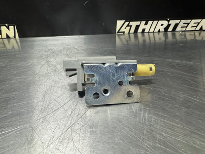 05-13 C6 CORVETTE FUEL DOOR RELEASE ACTUATOR 25744292 OEM #N118
