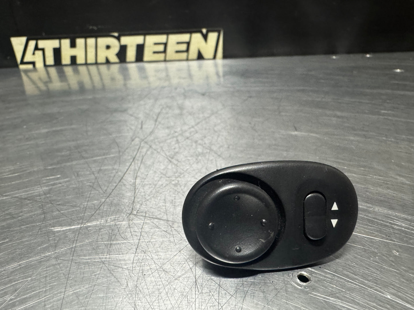 04-06 PONTIAC GTO MIRROR CONTROL SWITCH OEM #N273