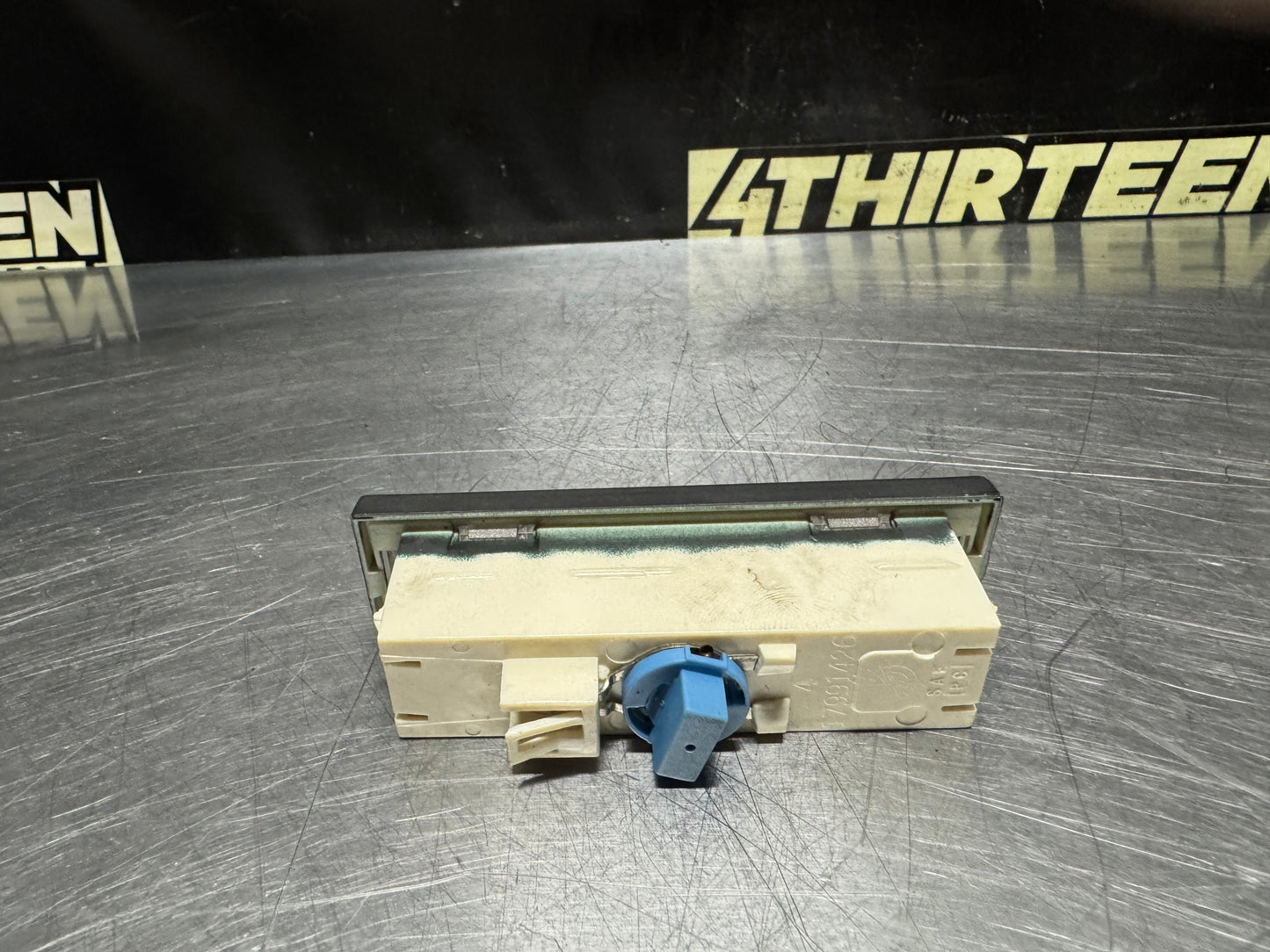 1997 - 2004 CORVETTE C5 CARGO LIGHT 17991426 OEM #N690