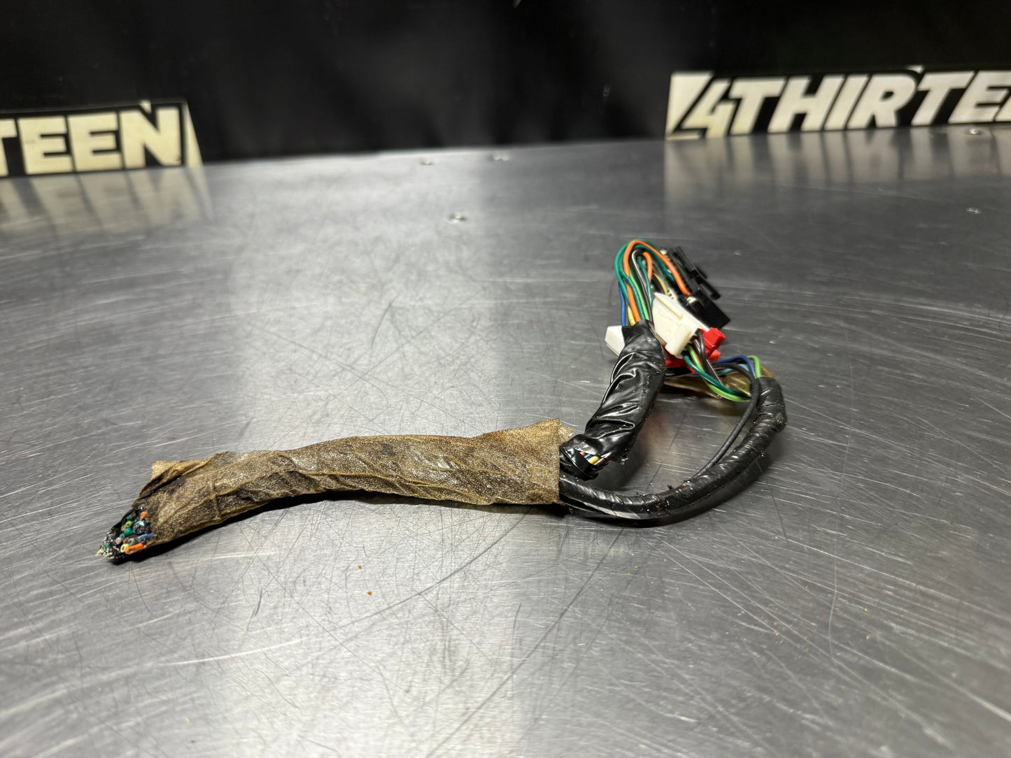 1997-2004 CORVETTE C5 OEM RADIO PIGTAILS #N152