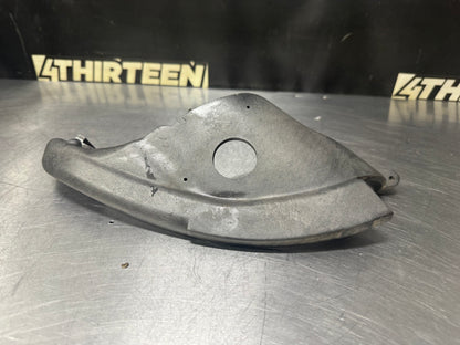 97-04 C5 CORVETTE RH PASSENGER SIDE FOG LIGHT MOUNTING BRACKET 10269680 OEM N327