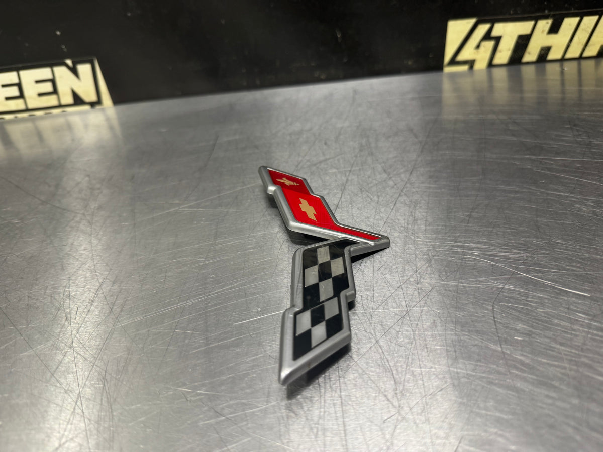 05-13 C6 CORVETTE FRONT BUMPER EMBLEM OEM #N988