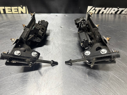 97-04 C5 CORVETTE TARGA TOP TRUNK LATCH SET OF TWO OEM #N111