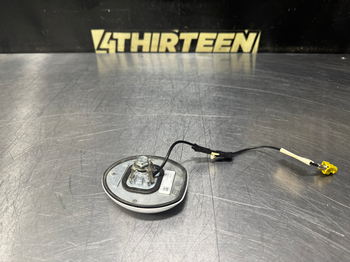 2015 FORD MUSTANG GT ROOF ANTENNA WHITE FR3T-18C964-BD54WF OEM #V9