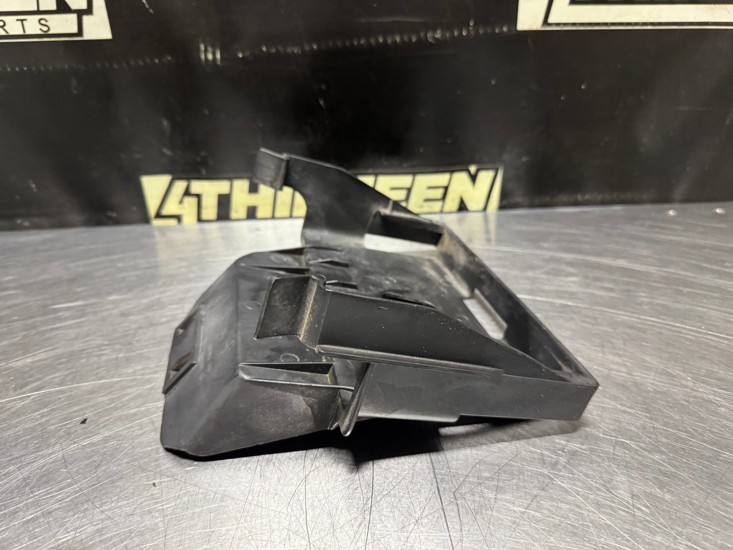 99-02 CHEVY CAMARO PCM/ECM COMPUTER BRACKET 10275815 OEM #N651