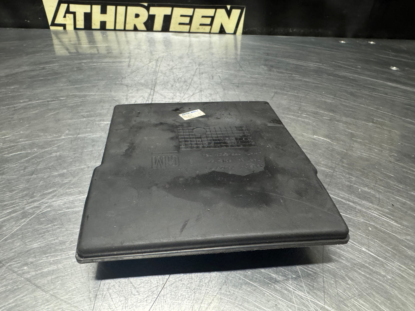 04-06 PONTIAC GTO CENTER CONSOLE RUBBER INSERT 92084794 OEM #N409