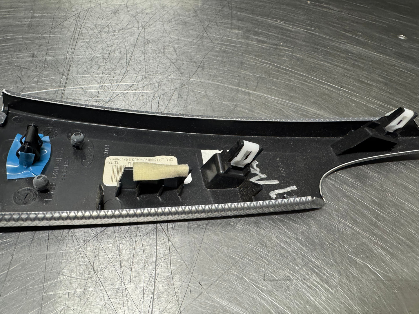 2015 FORD MUSTANG GT RH PASSENGER SIDE DASH TRIM FR3B-63044B78 OEM #N756