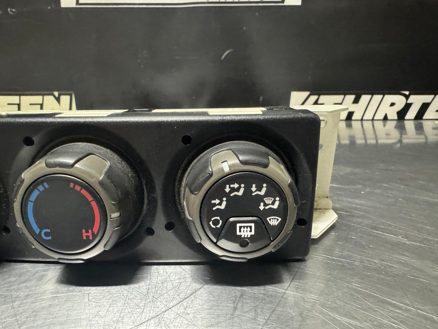 04-06 PONTIAC GTO HEAT A/C CLIMATE TEMPERATURE CONTROLS OEM #N129