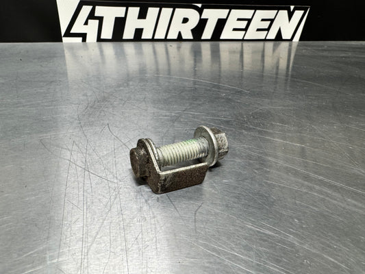 1997 - 2004 CORVETTE C5 STEERING SHAFT BOLT OEM #L72